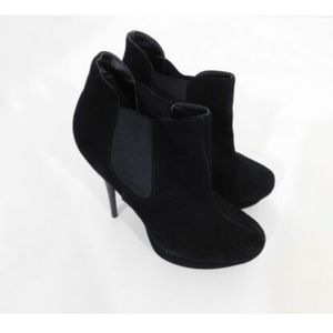 Steve Madden Sz 8 Raven Black Suede Ankle …